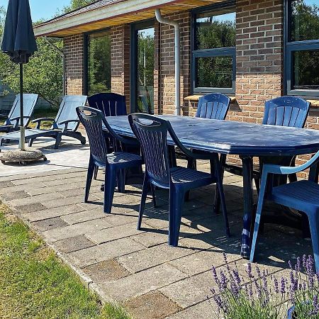 8 Person Holiday Home In R M Lakolk Exterior foto