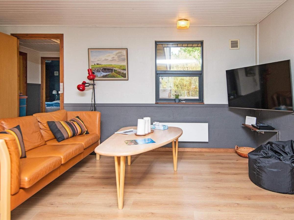8 Person Holiday Home In R M Lakolk Exterior foto